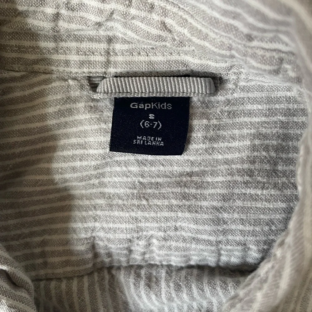 Gap kids boys striped button down shirt